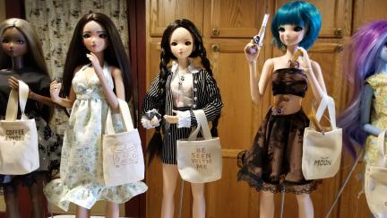 Smart Dolls with their Canvas Tote Bags